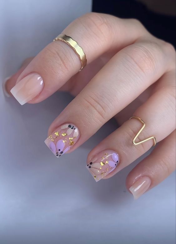 Tạo mẫu nail cách điệu làm mới bản thân nhanh gọn nhất
