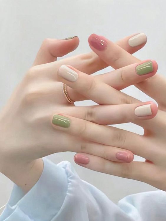 Mẫu nail tôn da 2024-2025