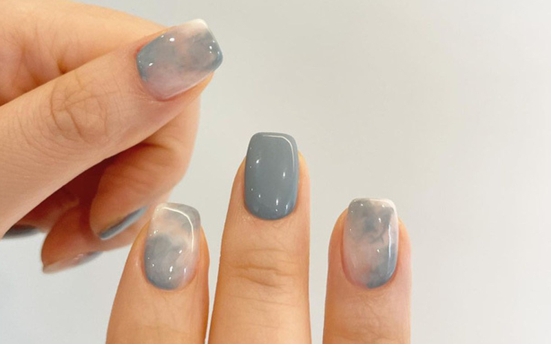 Tuyển tập những mẫu nail loang trong năm nay và năm 2025 đầy sôi động
