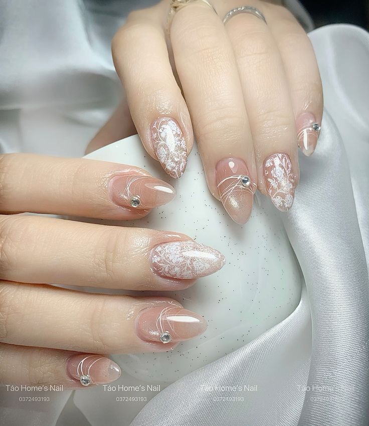 Giới thiệu mẫu nail gấm đang được yêu thích thời gian gần đây