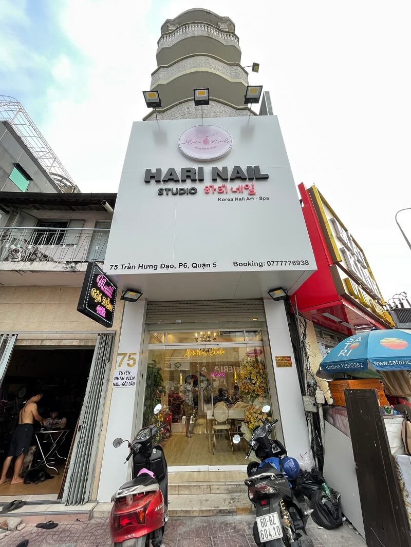 dia-chi-tiem-nail-phong-cach-han-quoc-8 Hari Nail Studio sở hữu không gian rộng rãi, chuẩn Hàn Quốc