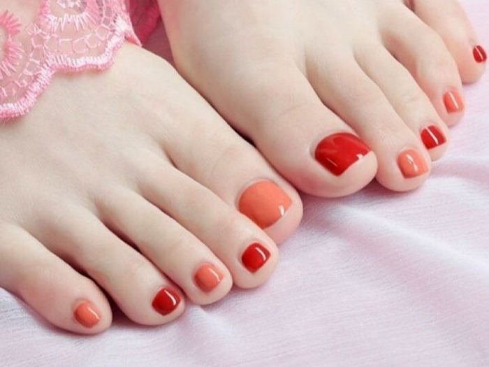 mau-nail-chan-tet-don-gian mẫu nail chân tết đơn giản