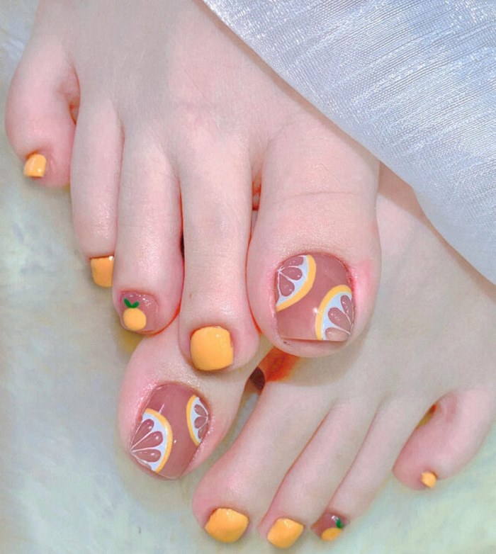nail-chan-tet-nang-dong Nail chân tết năng động