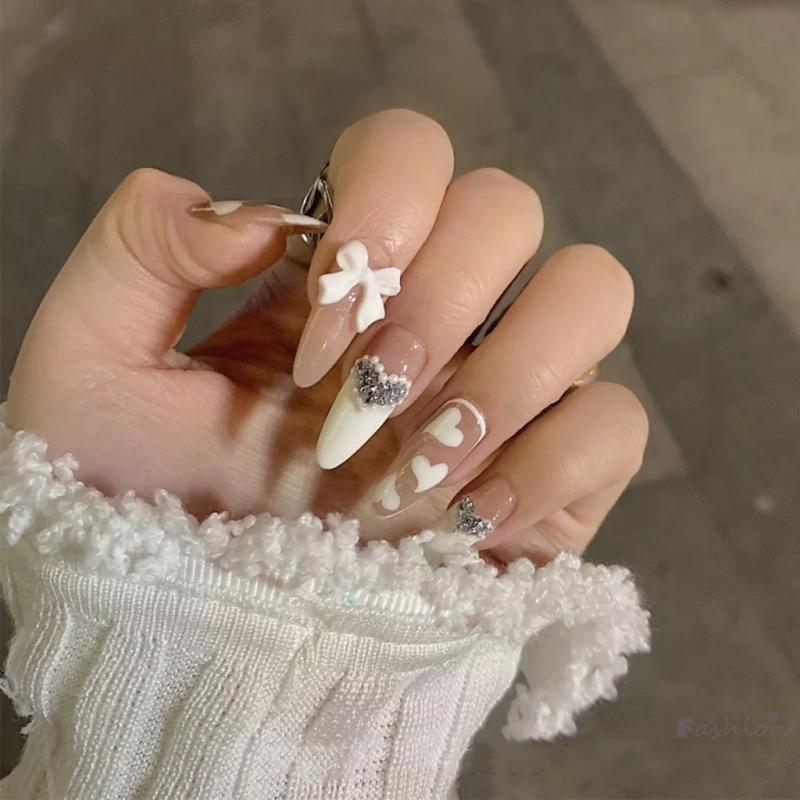 Cách lựa chọn móng tay nhọn cá tính & sexy quyến rũ