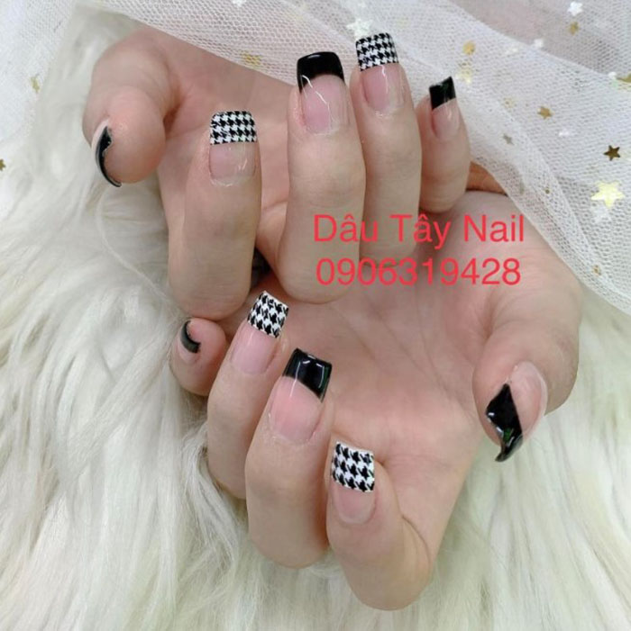 làm nail quận 8